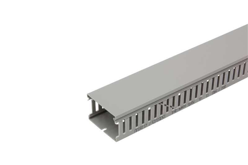 Verdrahtungskanal VKW Standard 40x60 mm mit Sollbruchstellen an den Stegen