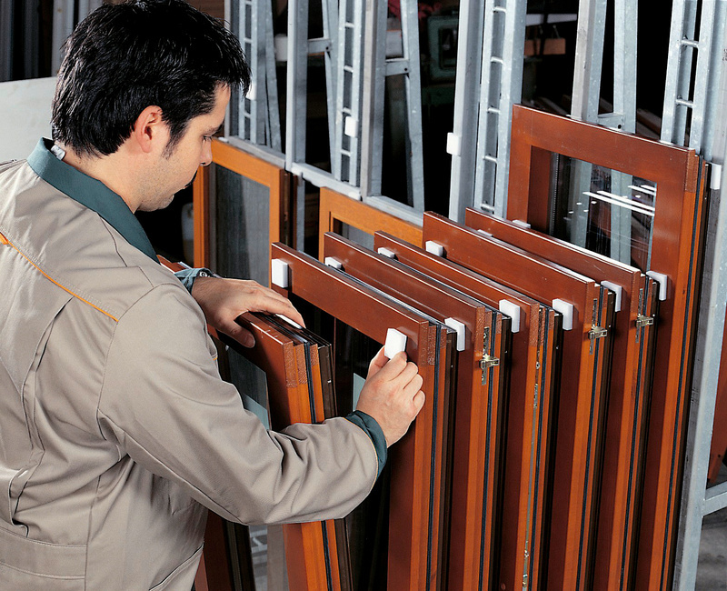 Transportpad KLEBBA-TRANSHTZ-PAD-H10-40X40X10MM