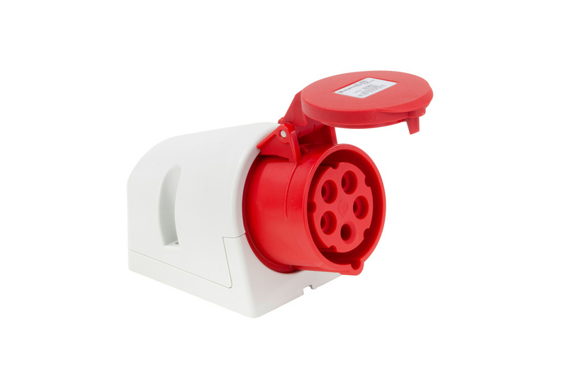 CEE-Wanddose 250/400 V, 6 H 97x139mm