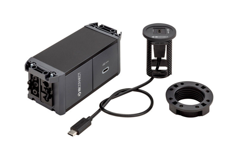 Einbausteckdose EST-12 STEDO-TI-EST12-1XUSB-C-60W-DOC-SCHW