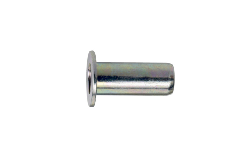 Einnietmutter-Mehrbereich mit Flachkopf M4