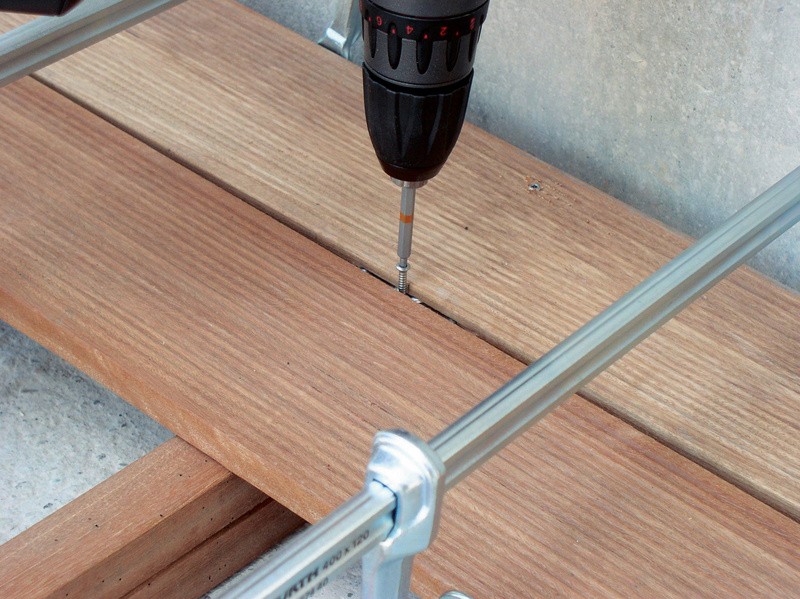 Terrassenverbinder oval 80x35x4