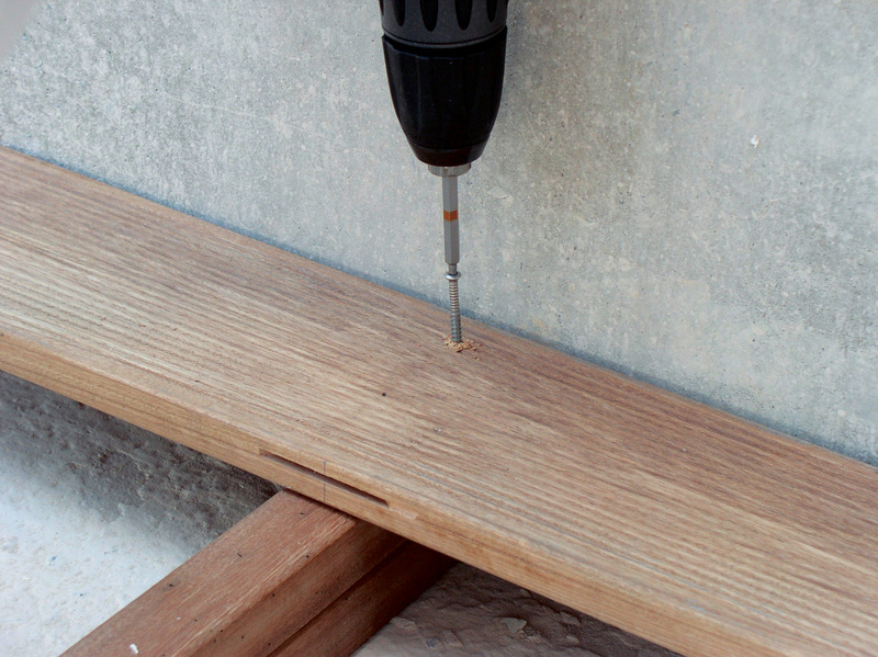 Terrassenverbinder oval 80x35x4